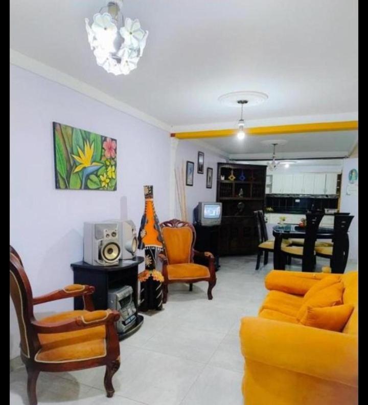 פילנדיה Hostal Bremen Jq מראה חיצוני תמונה